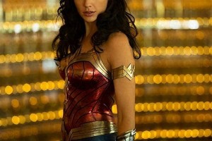 DC宇宙十大魅力女性角色盘点：神奇女侠领衔