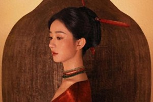 赵丽颖福州簪刀大片展现非遗之美