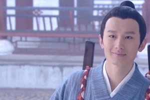 成毅成长史：从青涩硬汉到古装顶流的蜕变