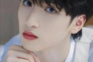 严浩翔如何用叛逆诗行重构Z世代偶像生存语法？