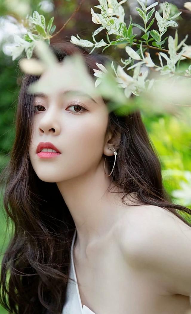 宋妍霏高清美图