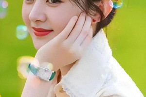 赵丽颖带儿子返沪同框，或将与王一博合作央视新剧